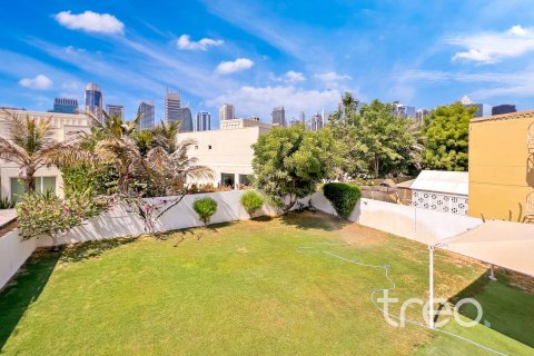 Üürile anda villa asukohaga Meadows, Dubai, AÜE: 5 magamistoaga, 56.86 m² Nr 739307 - pilt 29