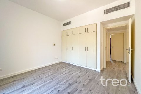 Üürile anda villa asukohaga Meadows, Dubai, AÜE: 5 magamistoaga, 56.86 m² Nr 739307 - pilt 20