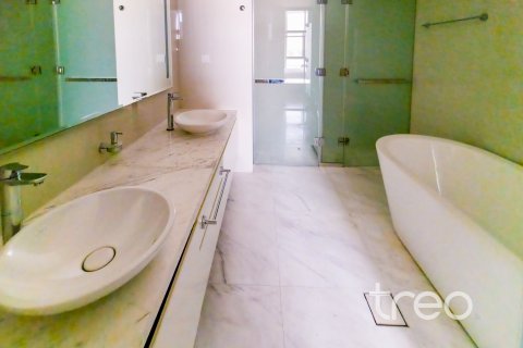 טאונהאוס להשכרה ב DAMAC Hills (Akoya by DAMAC), Dubai, איחוד האמירויות 4 חדרי שינה, 316.8 מ"ר, מספר 739309 - תמונה 8