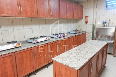 Kampi i Punës në Dubai Investment Park, Emiratet e Bashkuara Arabe 2850 m2. № 620216 - Foto 6
