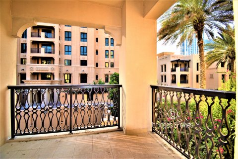 Apartment in Old Town, Dubai, UAE 1 bedroom, 85 sq.m. № 694845