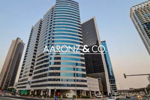 Business Bay, Dubai, UAE의 임대용 사무실 122제곱미터 번호 694842 - 사진 10