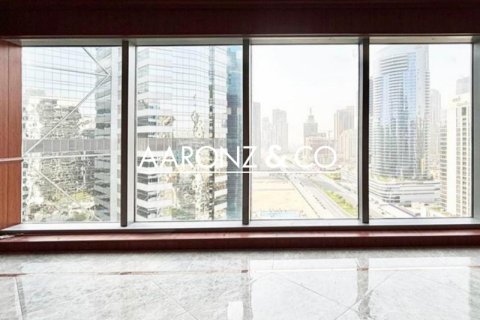 Business Bay, Dubai, UAE의 임대용 사무실 122제곱미터 번호 694842 - 사진 2