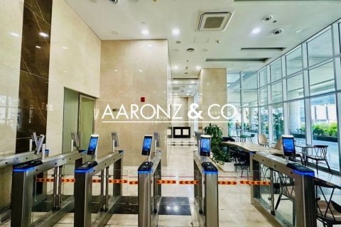 Business Bay, Dubai, UAE의 임대용 사무실 122제곱미터 번호 694842 - 사진 9