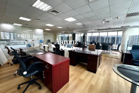 Kantoor in Business Bay, Dubai, VAE 122 vr.m. nr 694842