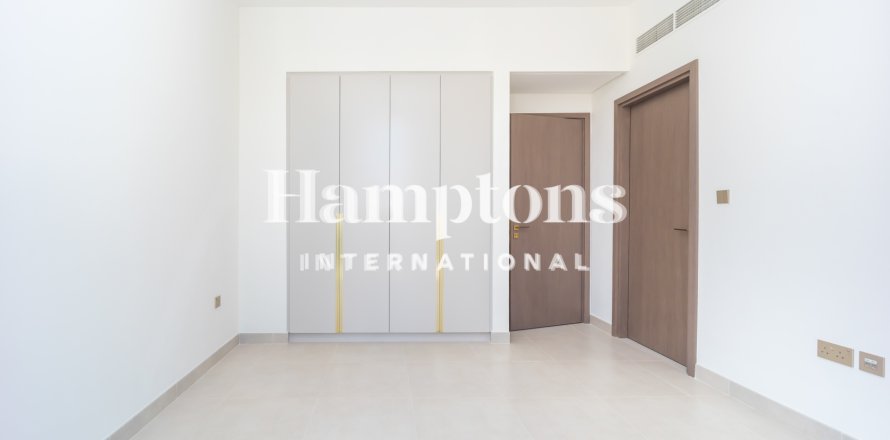 Villa à Arabian Ranches 3, Dubai, EAU: 4 chambres, 433.392 m2 № 721089