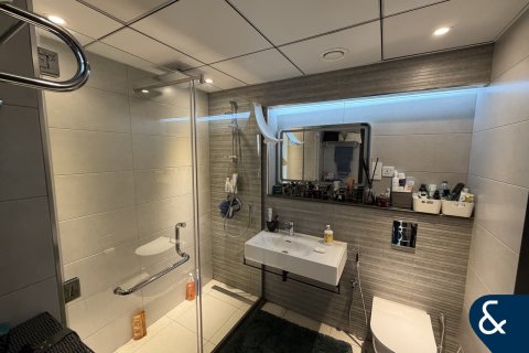 Apartemen di AL MAJARA TOWERS di Dubai Marina, UEA 3 kamar tidur, 191 m2 nomor 698557 - foto 11
