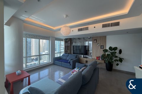 Apartemen di AL MAJARA TOWERS di Dubai Marina, UEA 3 kamar tidur, 191 m2 nomor 698557 - foto 1