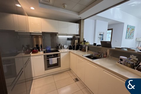 Apartment in CLAREN TOWERS in Downtown Dubai (Downtown Burj Dubai), UAE 1 bedroom, 69 sq.m. № 698569 - photo 8