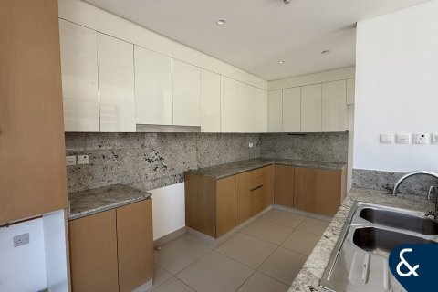 Apartment in PARK HEIGHTS I in Dubai Hills Estate, UAE 3 bedrooms, 226 sq.m. № 698553 - photo 4