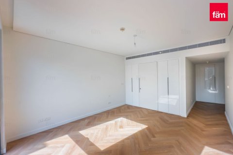 Duplex in Al Wasl, Dubai, UAE 4 bedrooms, 411.9 sq.m. № 348181 - photo 15