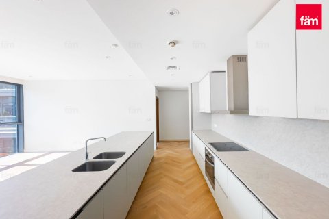 Duplex in Al Wasl, Dubai, UAE 4 bedrooms, 411.9 sq.m. № 348181 - photo 9