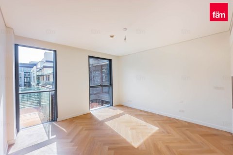 Duplex in Al Wasl, Dubai, UAE 4 bedrooms, 411.9 sq.m. № 348181 - photo 14