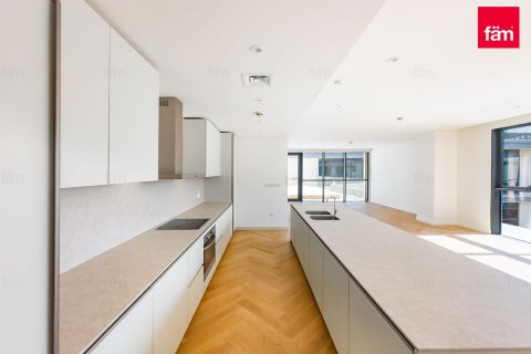 Duplex in Al Wasl, Dubai, UAE 4 bedrooms, 411.9 sq.m. № 348181 - photo 8