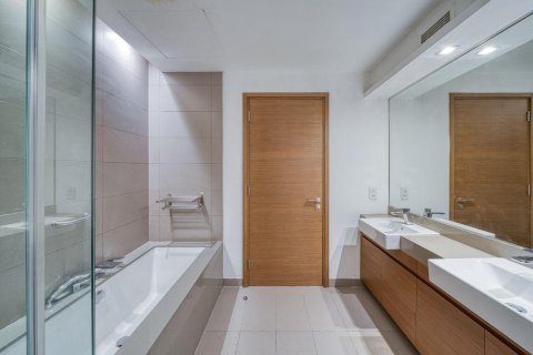 Apartman u City Walk, Dubai, UAE 2 spavaćih soba, 188.38 m2 Br. 748486 - fotografija 16