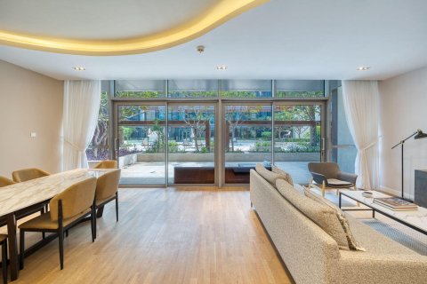 Appartement à City Walk, Dubai, EAU: 2 chambres, 188.38 m2 № 748486