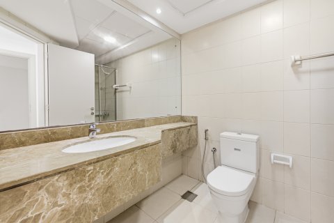 Lägenhet till försäljning i Jumeirah Lake Towers, Dubai, UAE 2 sovrum, 136.37 kvm Nr. 748482 - fotografi 10