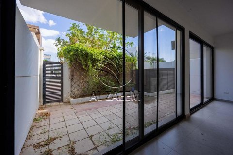 Māja Al Salam Street, Abu Dhabijā, AAE 5 istabas, 244 m2 Nr. 614967 - attēls 4