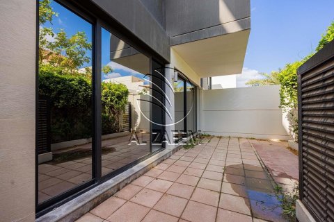 Māja Al Salam Street, Abu Dhabijā, AAE 5 istabas, 244 m2 Nr. 614967 - attēls 3
