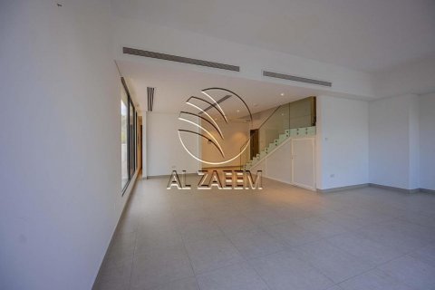 Māja Al Salam Street, Abu Dhabijā, AAE 5 istabas, 244 m2 Nr. 614967 - attēls 7