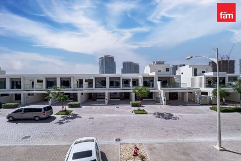 Dubai, UAE의 임대용 타운하우스 침실 3개, 138제곱미터 번호 659060 - 사진 13