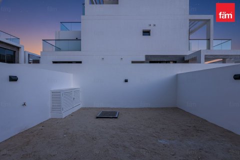 Dubai, UAE의 임대용 타운하우스 침실 3개, 138제곱미터 번호 659060 - 사진 5