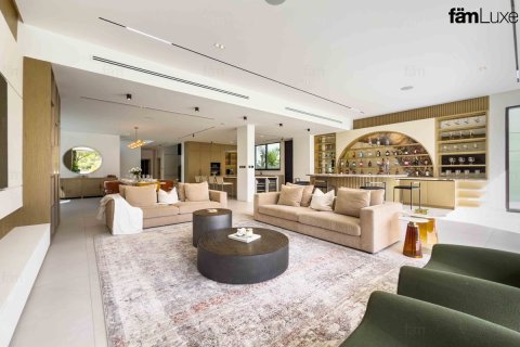 Купить виллу в Дубай, ОАЭ 5 спален, 802.9м2, № 659065 - фото 1