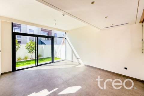 Radový dom v Arabian Ranches 3, Dubai, SAE 4 spálne, 233.84 m2 č. 758809 - Fotografia 13