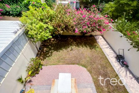 Villa en venta en The Springs, Dubai, EAU 3 dormitorios, 228.08 m2 № 758807 - foto 3