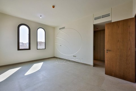 Khalifa City, Abu Dhabi, UAE의 판매용 타운하우스 침실 3개, 239제곱미터 번호 615993 - 사진 14