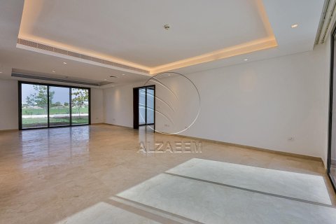Vila na Yas Island, Abu Dhabi, SAE 5 ložnice, 674 m² Č.: 615991 - fotografie 6