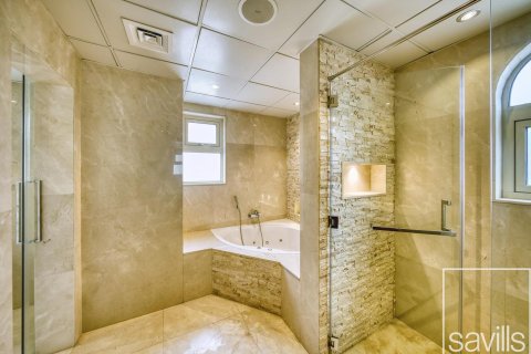 Villa te koop in Jumeirah Islands, Dubai, VAE 4 slaapkamers, 990 vr.m., nr 646351 - foto 19