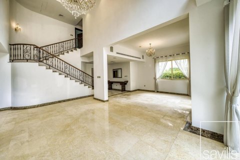 Villa te koop in Jumeirah Islands, Dubai, VAE 4 slaapkamers, 990 vr.m., nr 646351 - foto 2