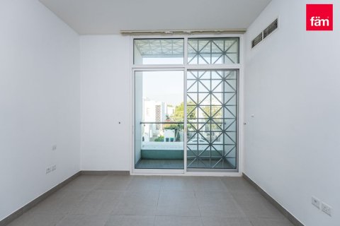 Shtëpi në qytet në Dubai, Emiratet e Bashkuara Arabe 3 dhoma gjumi, 269.1 m2. № 710123 - Foto 9