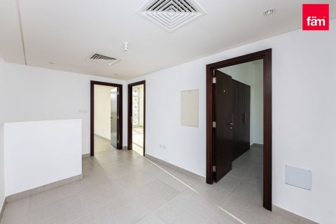 Shtëpi në qytet në Dubai, Emiratet e Bashkuara Arabe 3 dhoma gjumi, 269.1 m2. № 710123 - Foto 15