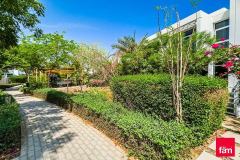 Shtëpi në qytet në Dubai, Emiratet e Bashkuara Arabe 3 dhoma gjumi, 269.1 m2. № 710123 - Foto 8
