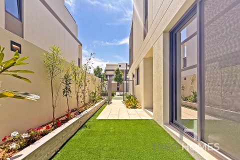 Townhouse di Tilal Al Ghaf, Dubai, UEA 4 kamar tidur, 317 m2 nomor 590263 - foto 2