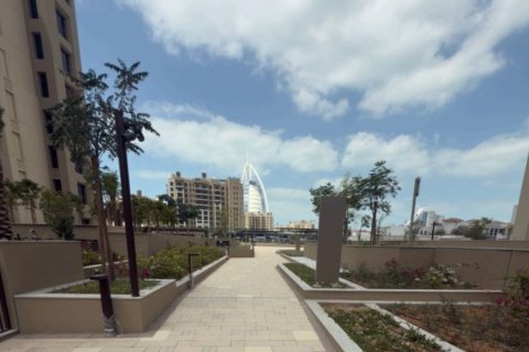 Huoneisto Umm Suqeim, Dubai, Arabiemiraatit 1 makuuhuone, 70 m2 № 700132 - kuva 17