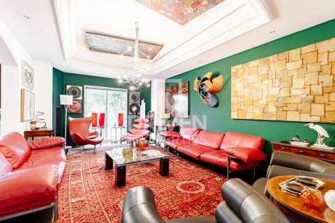 Villa Dubai Investment Parkjā, AAE 5 istabas, 951 m2 Nr. 603488 - attēls 2
