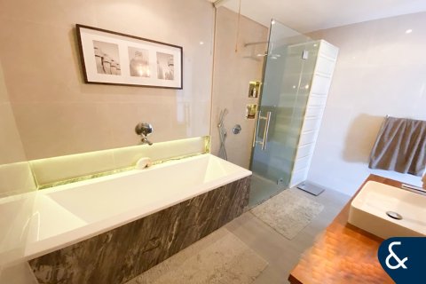 Apartament na sprzedaż w DIFC, Dubai, ZEA 2 sypialnie, 194 mkw., nr 671199 - zdjęcie 11