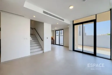 Townhouse di Dubai South (Dubai World Central), Dubai, UEA 4 kamar tidur, 223 m2 nomor 670196 - foto 10