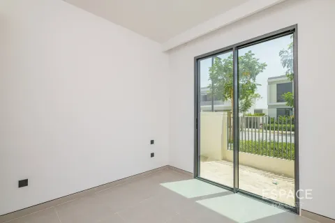 Üürile anda villa asukohaga Tilal Al Ghaf, Dubai, AÜE: 4 magamistoaga, 373 m² Nr 670199 - pilt 15