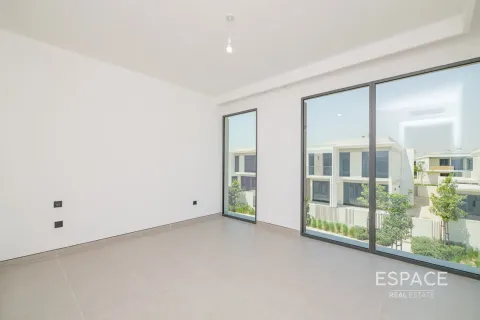 Üürile anda villa asukohaga Tilal Al Ghaf, Dubai, AÜE: 4 magamistoaga, 373 m² Nr 670199 - pilt 6