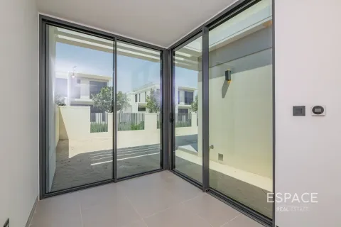 Üürile anda villa asukohaga Tilal Al Ghaf, Dubai, AÜE: 4 magamistoaga, 373 m² Nr 670199 - pilt 10