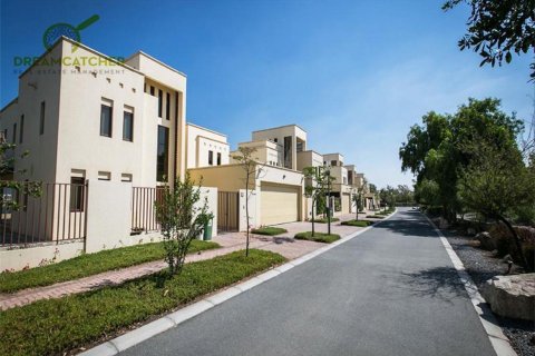 Müüa ridamaja asukohaga Mina Al Arab, Ras Al Khaimah, AÜE: 3 magamistoaga, 204.8 m² Nr 588425 - pilt 2
