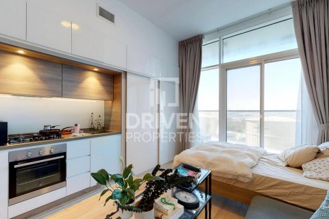 Apartment in Dubai Marina, UAE 1 room, 33 sq.m. № 602743 - photo 2