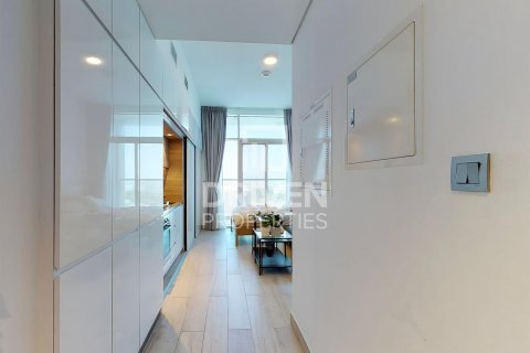 Apartment in Dubai Marina, UAE 1 room, 33 sq.m. № 602743 - photo 10