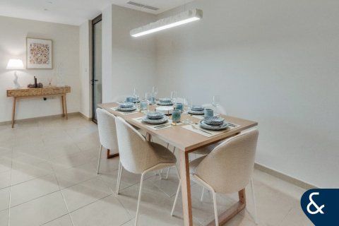 Jumeirah Beach Residence, Dubai, संयुक्त अरब अमीरात में अपार्टमेंट, 2 बेडरूम, 120 वर्ग मीटर, संख्या 666567 - फ़ोटो 3