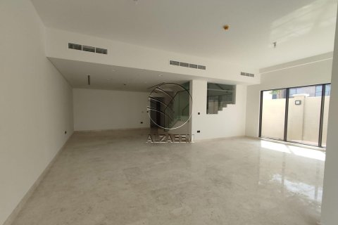 Māja Al Salam Street, Abu Dhabijā, AAE 5 istabas, 326 m2 Nr. 615873 - attēls 4