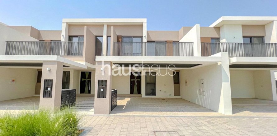 Townhouse sa Tilal Al Ghaf, Dubai, UAE 3 silid-tulugan, 200 sq.m. № 625524